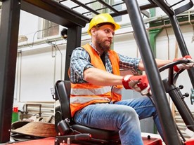 Abilitazione carrelli elevatori con conducente a bordo <b>aggiornamento</b>