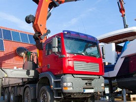 Abilitazione gru su autocarro <b>aggiornamento</b>