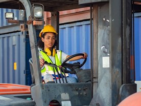 Abilitazione carrelli elevatori semoventi con conducente a bordo <b><b>corso completo</b></b>