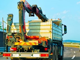 Abilitazione gru su autocarro <b><b>corso completo</b></b>